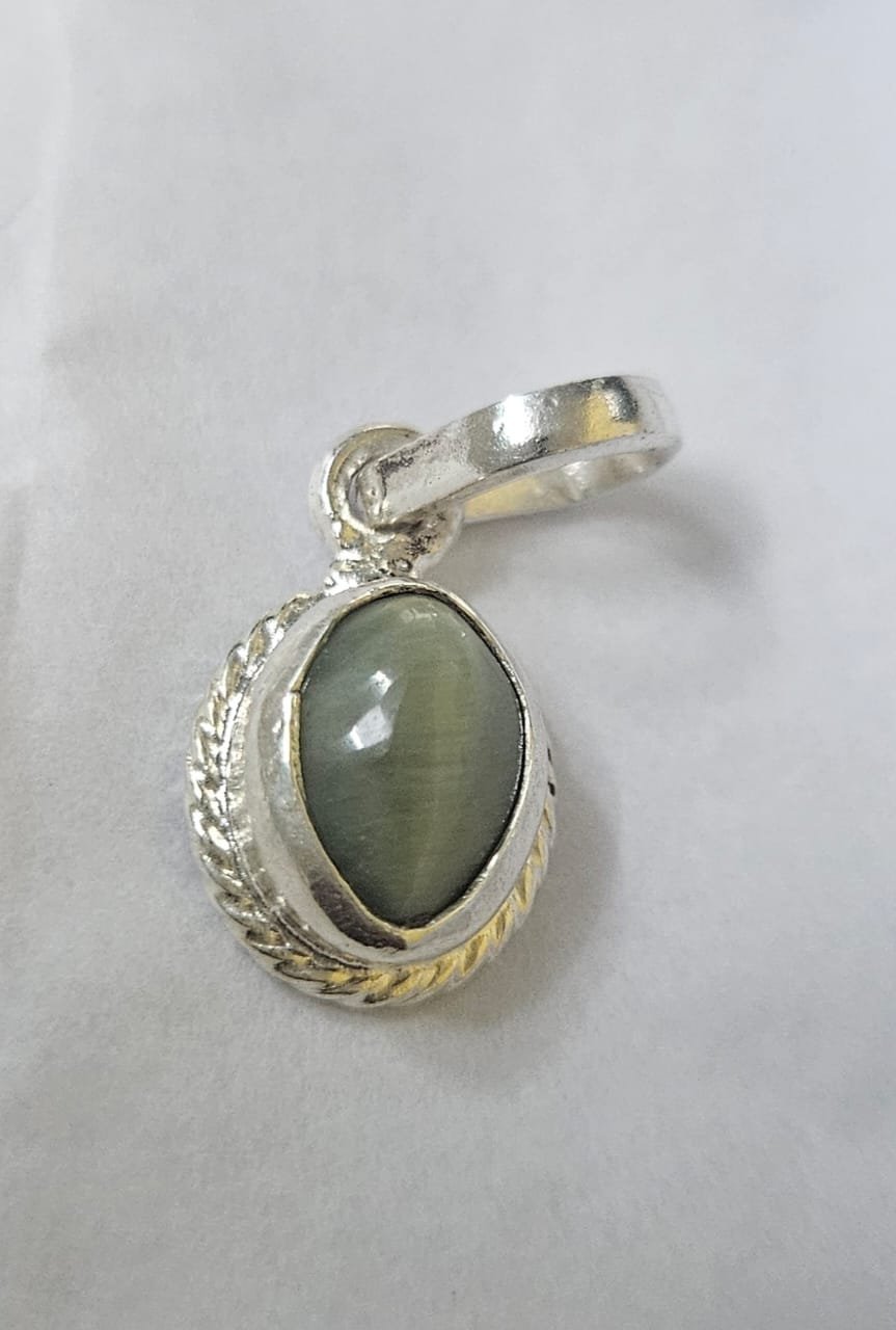 WhatsApp Image 2026-09-02 at 9.36.09 PM Silver Oval Gem Pendant